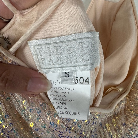 Fiesta Fashion Pink Bush Sequined Padded Strappy Back V Neck Slit Maxi Gown Dres - Picture 6 of 6